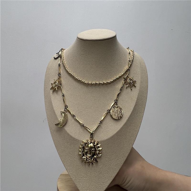 collana constellation